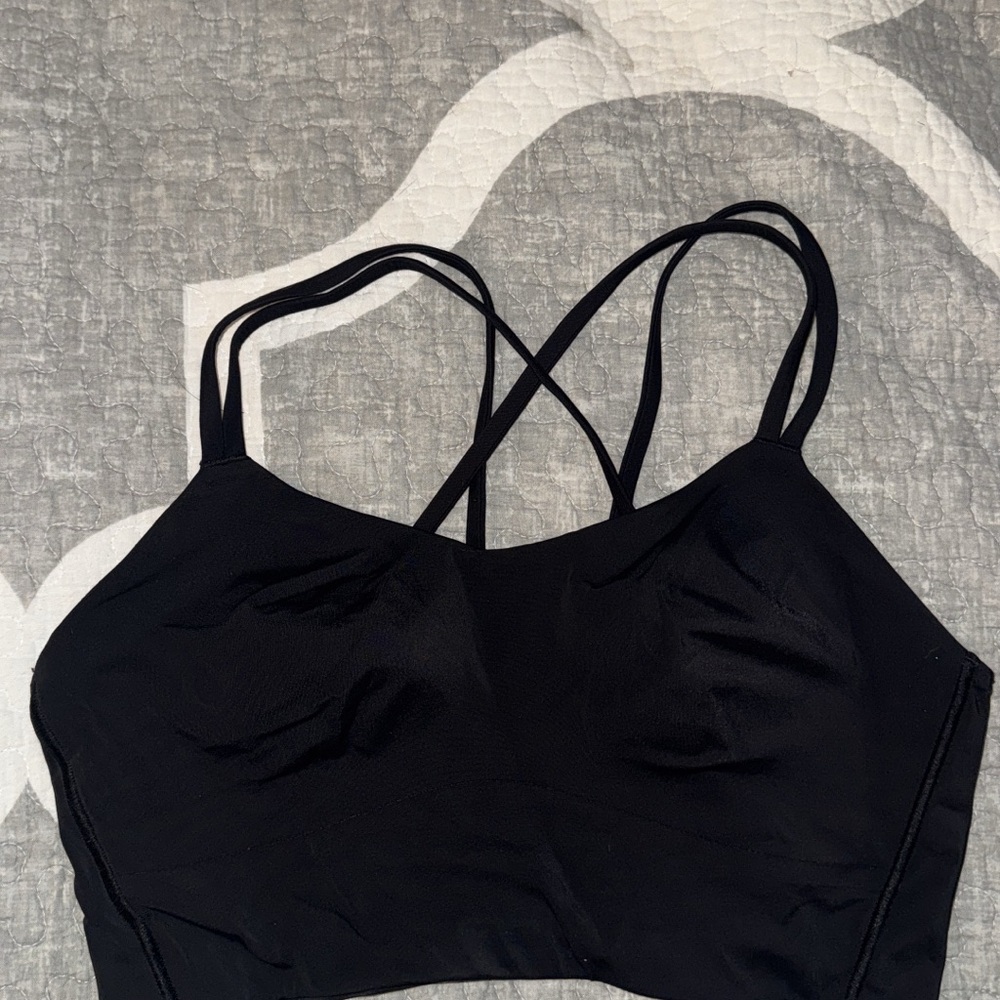 Black Women's like a cloud lululemon sports Bra